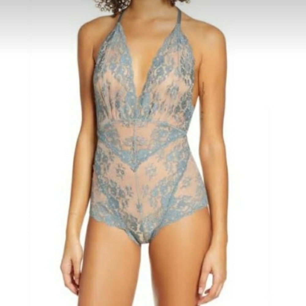 **SALE ENDS SUNDAY** FREE PEOPLE